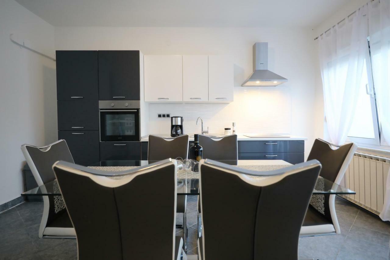 Apartments Zelic Задар Екстериор снимка